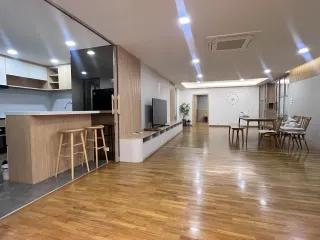 出租 4 卧室 公寓 在 Khlong Toei, 曼谷