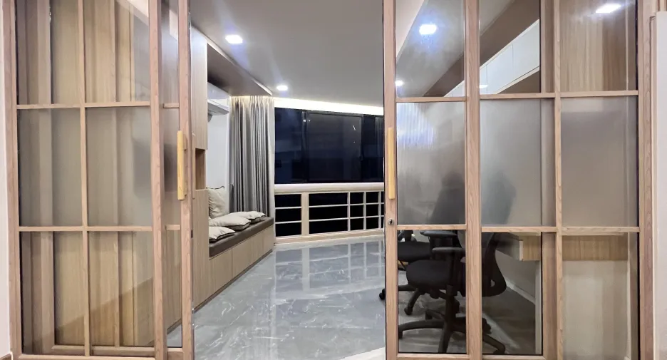For rent 4 bedrooms condo in Khlong Toei, Bangkok