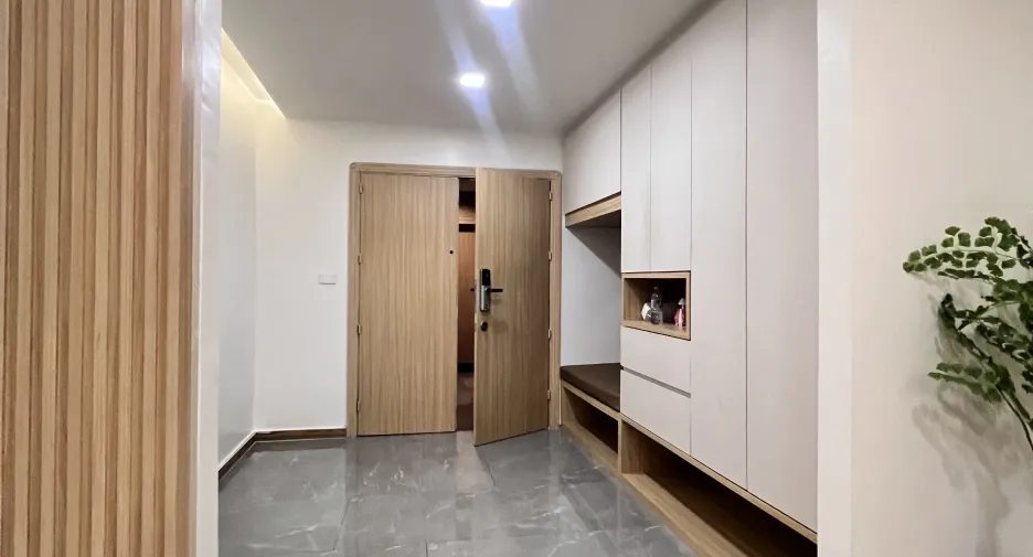 For rent 4 bedrooms condo in Khlong Toei, Bangkok