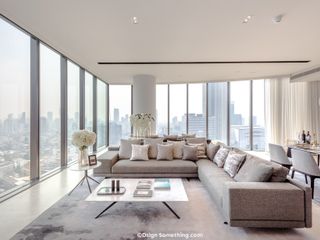 For rent 2 bedrooms condo in Khlong San, Bangkok