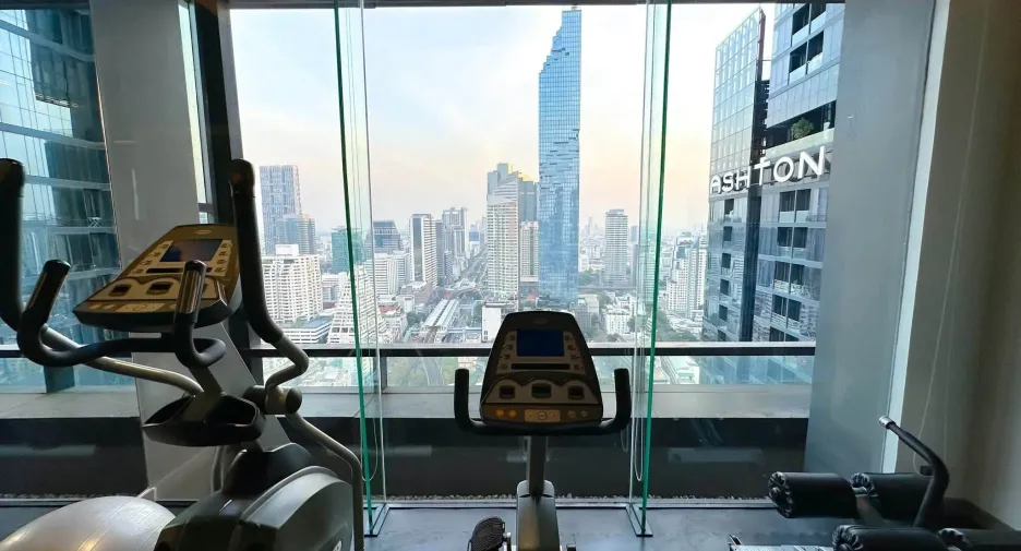 For rent 2 ベッドルーム condo in Bang Rak, Bangkok