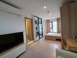 À louer studio condo à Huai Khwang, Bangkok