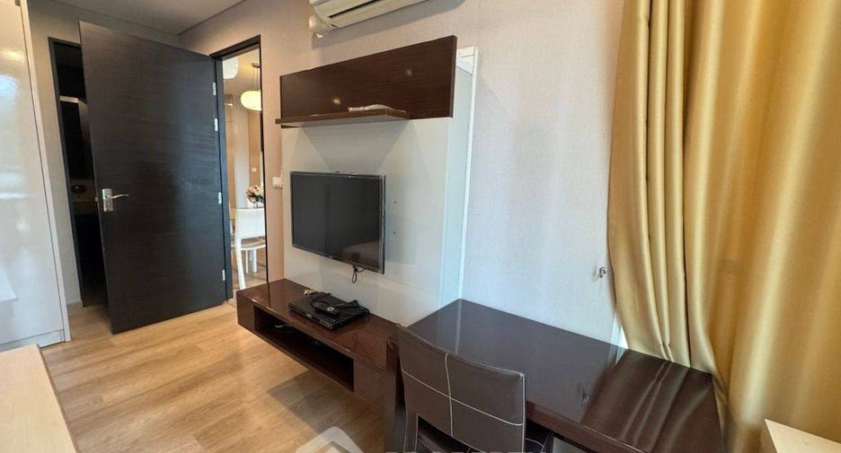 À louer 2 chambres condo à Pathum Wan, Bangkok