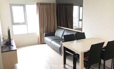 For rent 2 bedrooms condo in Thon Buri, Bangkok