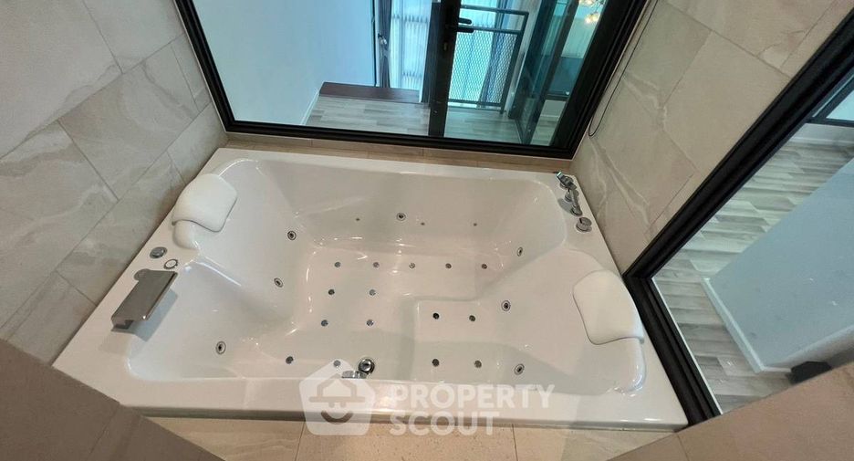 For rent 2 ベッドルーム condo in Bang Lamung, Chonburi