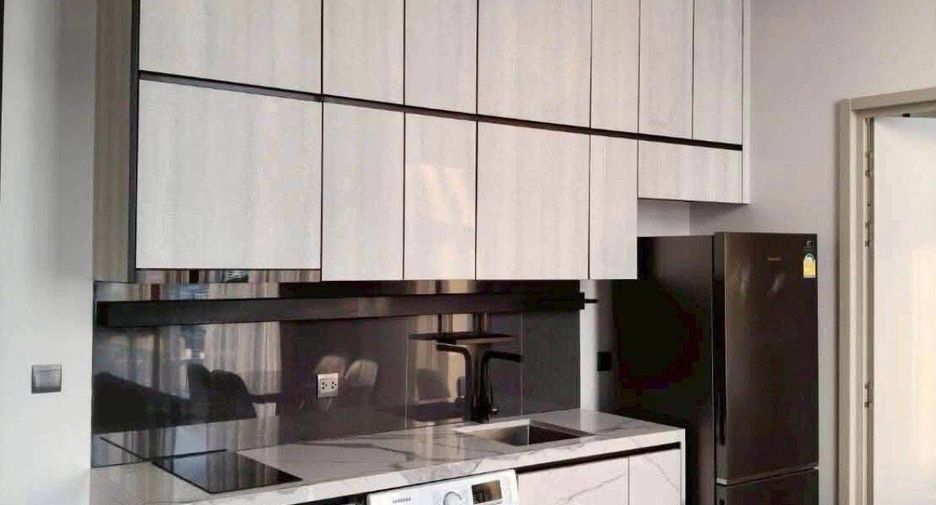 Condo en alquiler de 1 habitaciones en Phra Khanong, Bangkok