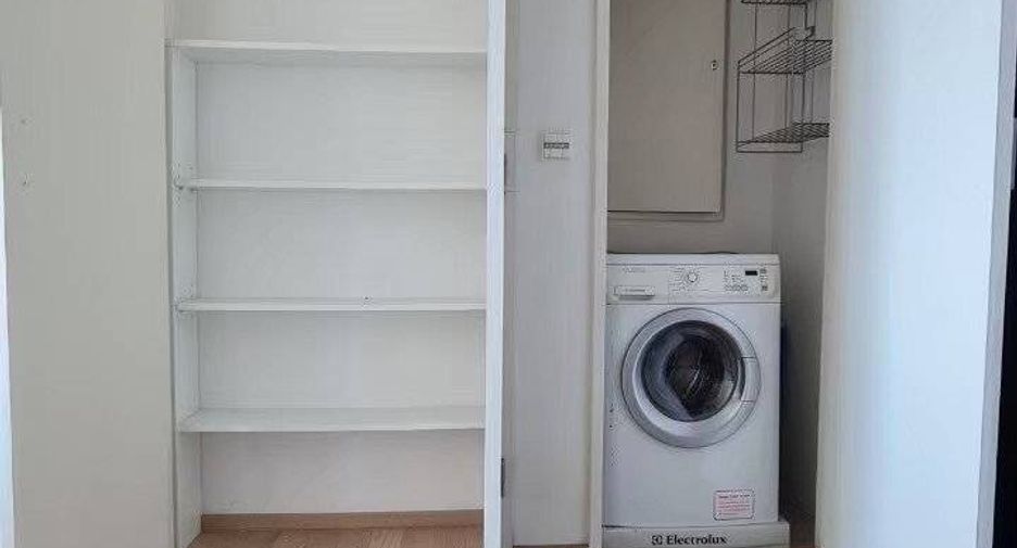 Wohnung zur Miete mit 2 Zimmer in Khlong Toei, Bangkok