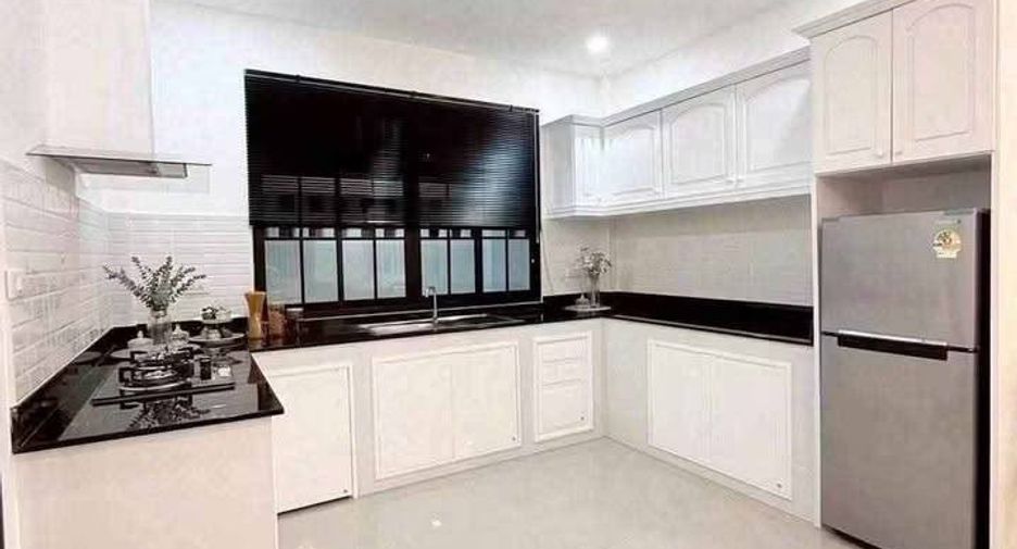 For rent 3 bedrooms house in Mueang Chon Buri, Chonburi