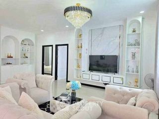 For rent 3 bedrooms house in Mueang Chon Buri, Chonburi