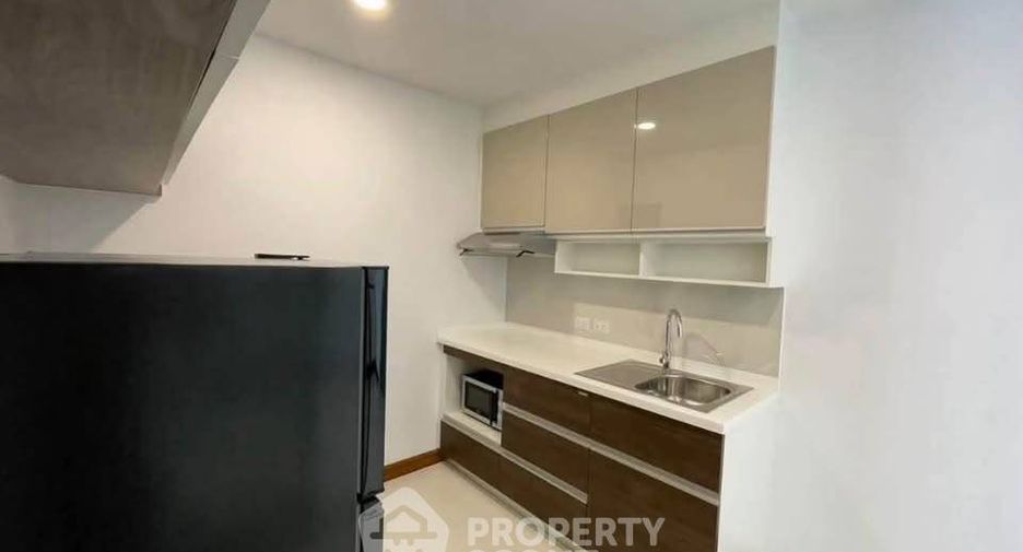 Wohnung zur Miete mit 1 Zimmer in Khlong San, Bangkok