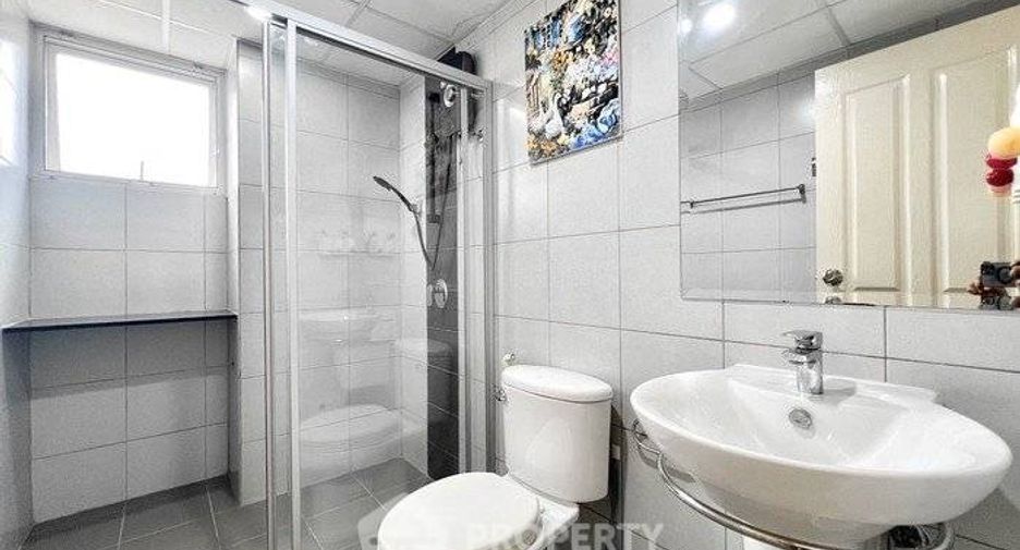 Condo en alquiler de 2 habitaciones en Bang Sue, Bangkok