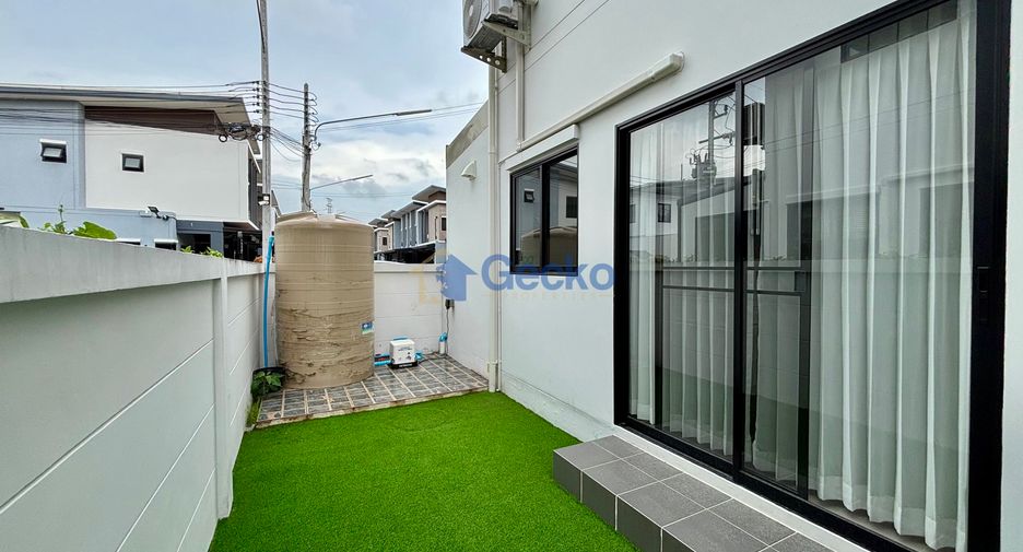 Haus zur Miete mit 3 Zimmer in Bang Lamung, Chonburi