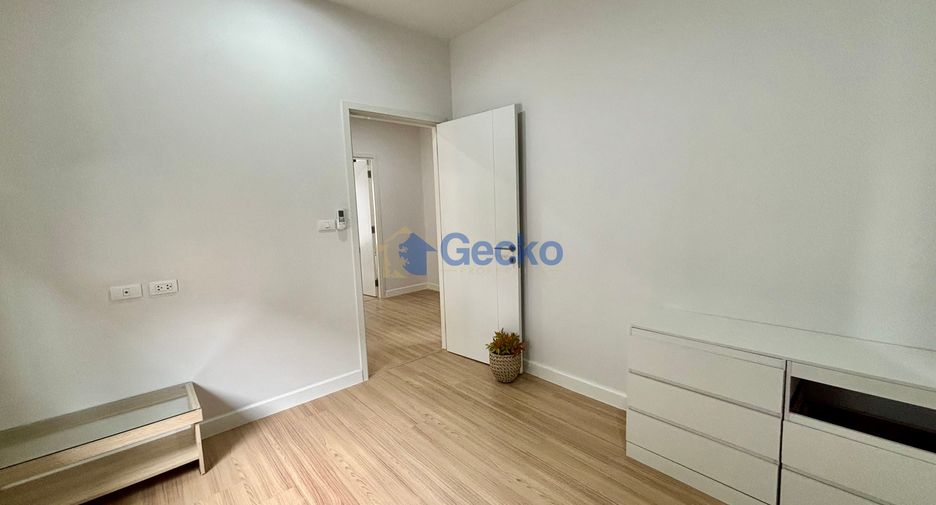 Haus zur Miete mit 3 Zimmer in Bang Lamung, Chonburi