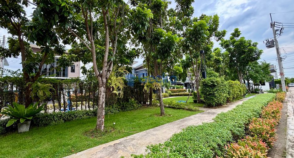 Haus zur Miete mit 3 Zimmer in Bang Lamung, Chonburi