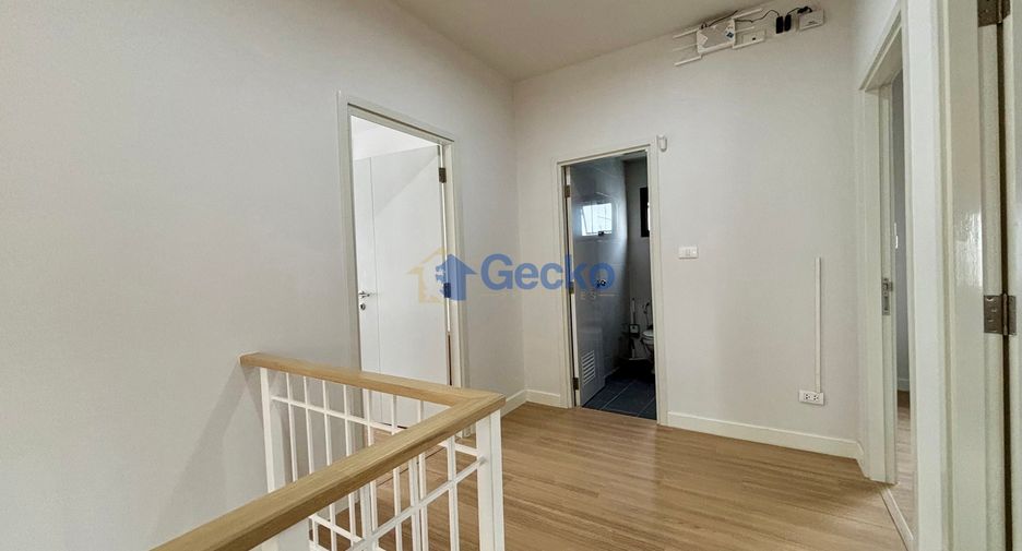 Haus zur Miete mit 3 Zimmer in Bang Lamung, Chonburi