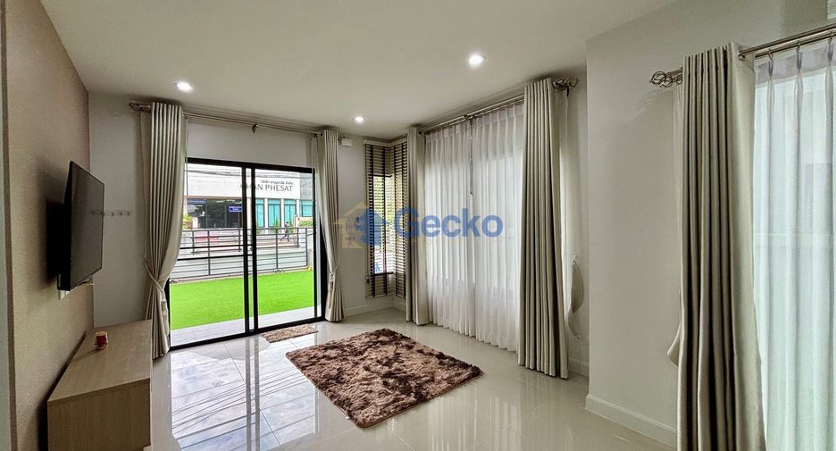 Haus zur Miete mit 3 Zimmer in Bang Lamung, Chonburi