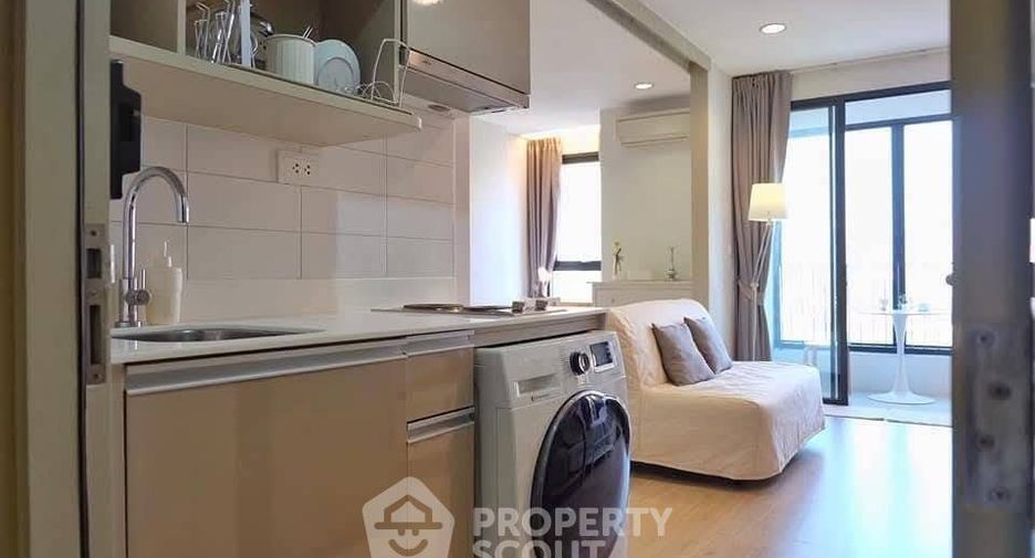 À louer 1 chambre condo à Pathum Wan, Bangkok