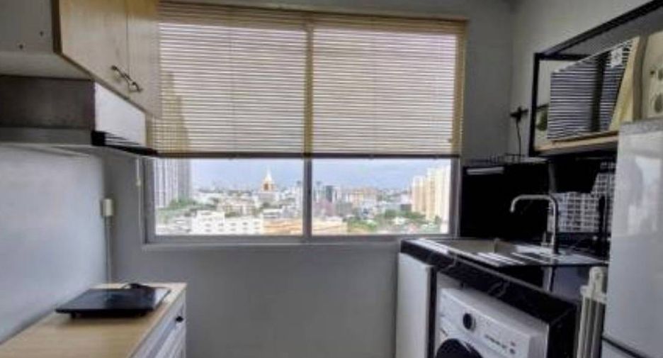 For rent 2 bedrooms condo in Bang Na, Bangkok