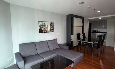 For rent 2 bedrooms condo in Huai Khwang, Bangkok