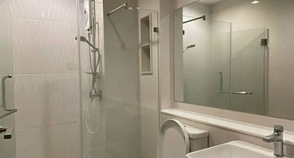 For rent 1 bed condo in Huai Khwang, Bangkok