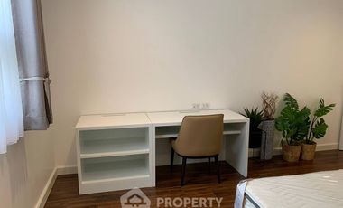 For rent 3 bedrooms apartment in Watthana, Bangkok