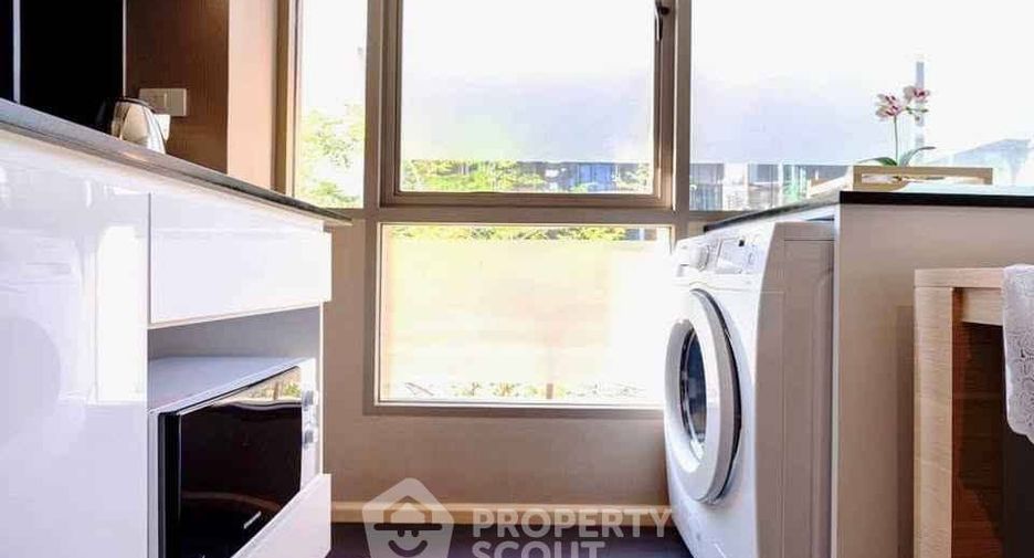For rent 1 bed condo in Sathon, Bangkok