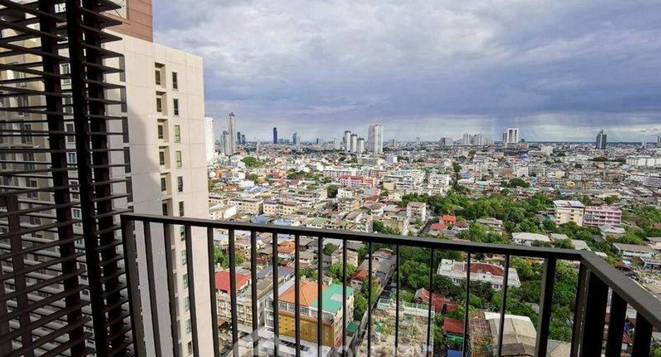 For rent 2 bedrooms condo in Khlong San, Bangkok