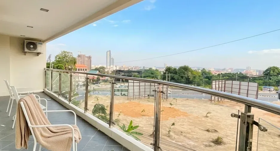 For sale 1 bed condo in Bang Lamung, Chonburi