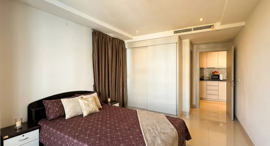For sale 1 bed condo in Bang Lamung, Chonburi