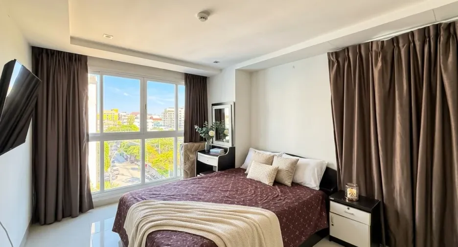 For sale 1 bed condo in Bang Lamung, Chonburi