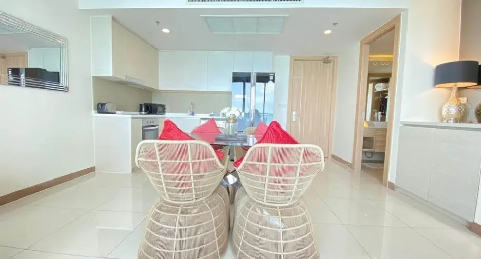 For sale 2 bedrooms condo in Jomtien, Pattaya