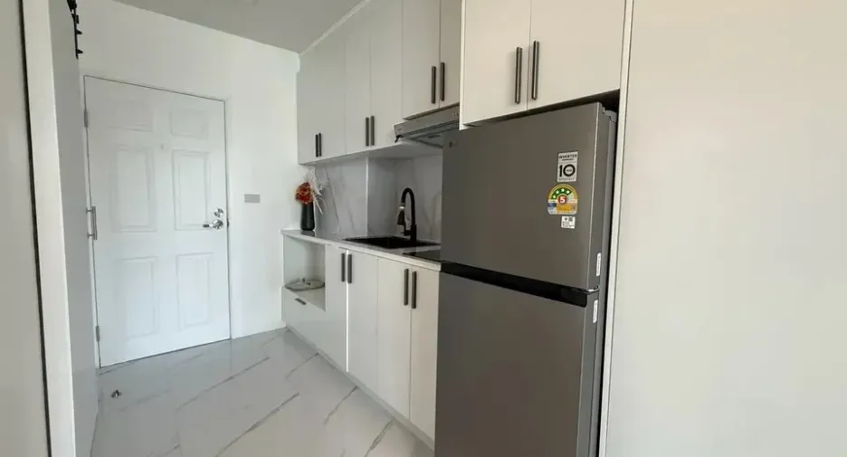For sale 1 bed condo in Bang Lamung, Chonburi
