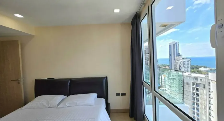 For sale 1 bed condo in Bang Lamung, Chonburi