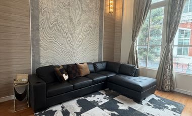 For rent 4 bedrooms house in Watthana, Bangkok