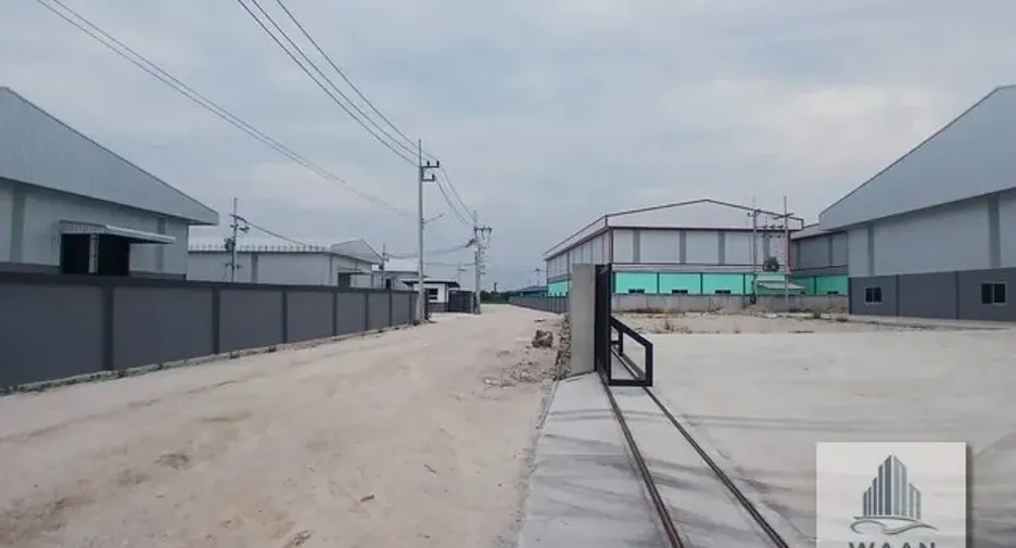 Haus zum Kauf mit Studio in Ban Bueng, Chonburi