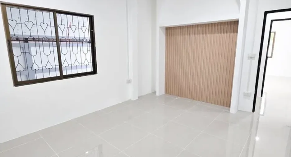 For sale 3 bedrooms house in Bang Lamung, Chonburi