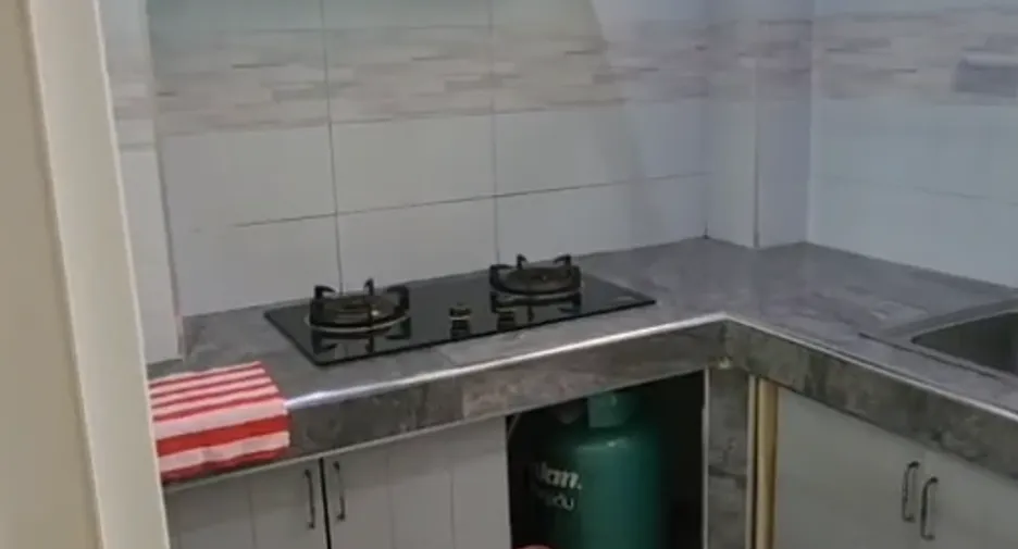 Casa adosada en alquiler de 3 habitaciones en Bang Lamung, Chonburi