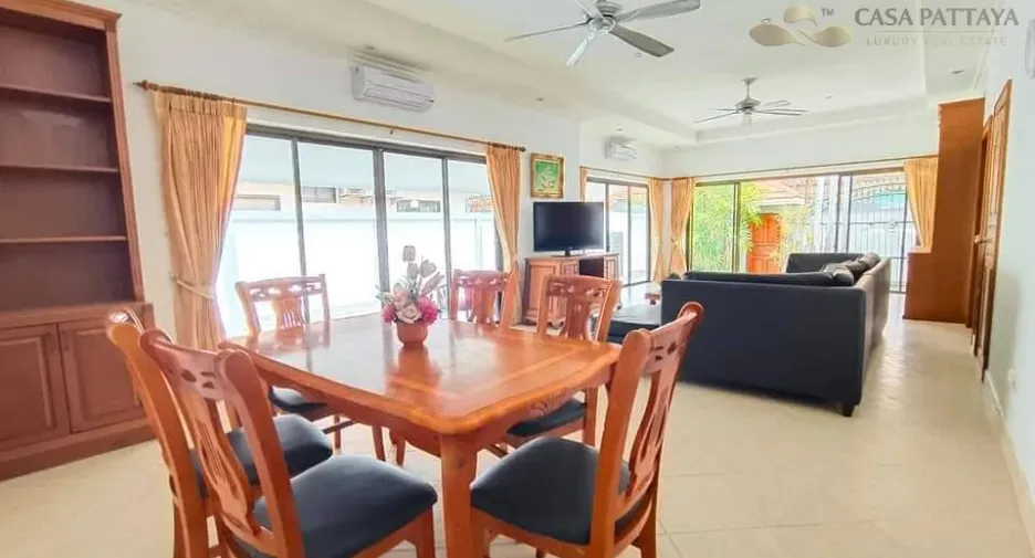 出租 3 卧室 别墅 在 Jomtien, 芭提雅