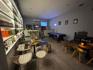 Gewerbefläche zur Miete in Huai Khwang, Bangkok