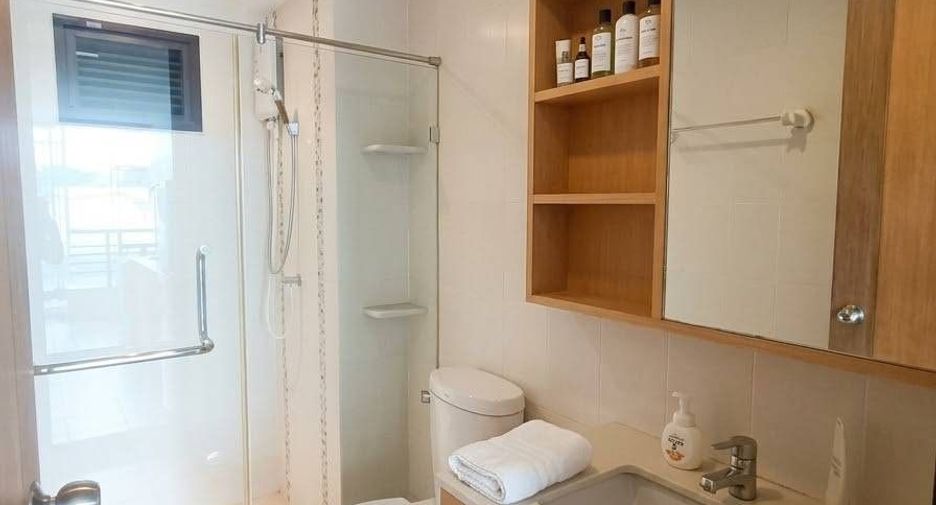Condo en alquiler de 1 habitaciones en Mueang Phuket, Phuket