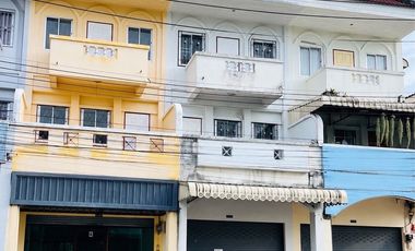 For rent 3 bedrooms retail Space in Thalang, Phuket
