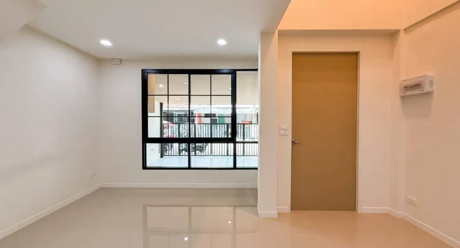 ขาย 3 ห้องนอน ทาวน์เฮ้าส์ ใน เมืองภูเก็ต, ภูเก็ต