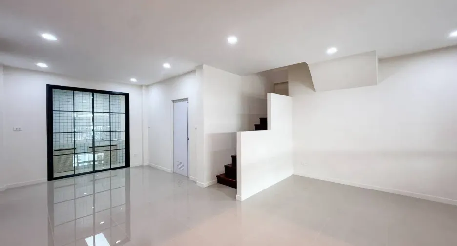 ขาย 3 ห้องนอน ทาวน์เฮ้าส์ ใน เมืองภูเก็ต, ภูเก็ต