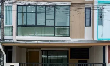 Reihenhaus zum Kauf mit 3 Zimmer in Mueang Phuket, Phuket