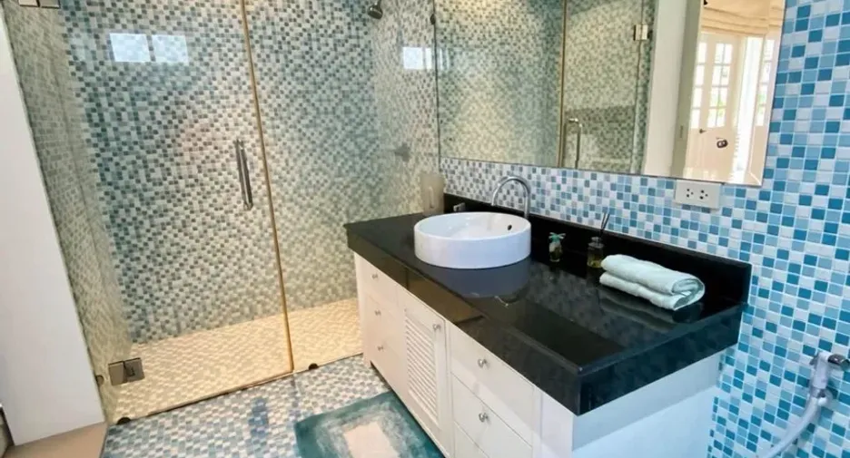 For rent 2 bedrooms apartment in Thalang, Phuket