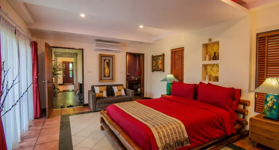 À louer et à vendre 3 chambres maison à Bang Lamung, Chonburi