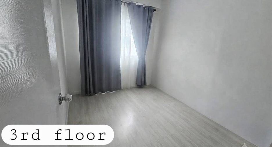 For sale 4 bedrooms townhouse in Prawet, Bangkok