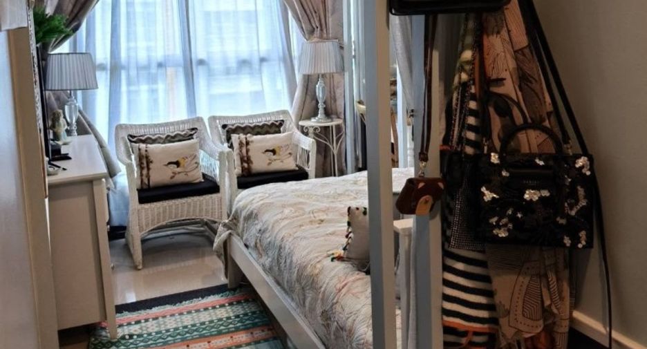 À vendre 2 chambres condo 