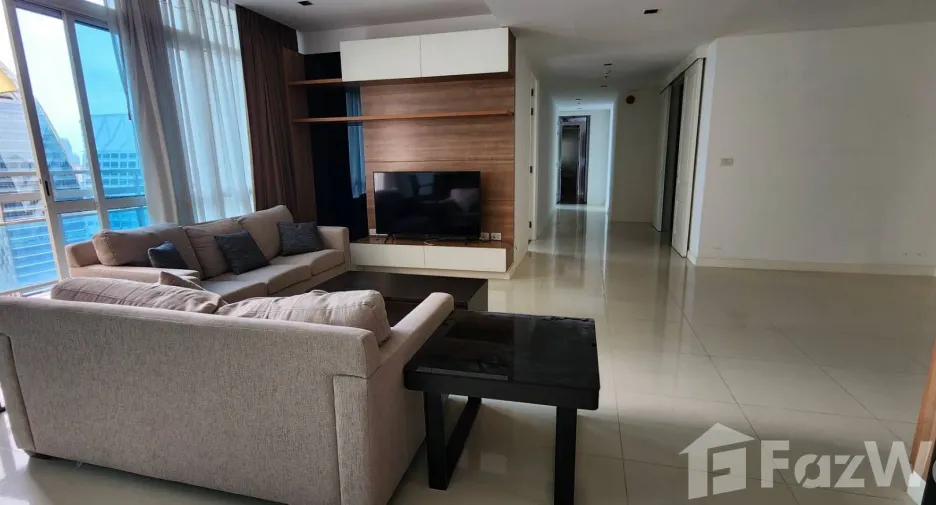 For rent 3 ベッドルーム condo in Pathum Wan, Bangkok