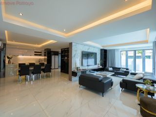 Haus zur Miete mit 5 Zimmer in Bang Lamung, Chonburi